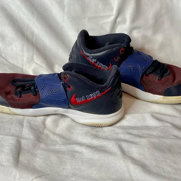 Basketball Shoes Flytrap Ep Nike Kyrie Flytrap EP 'Black White